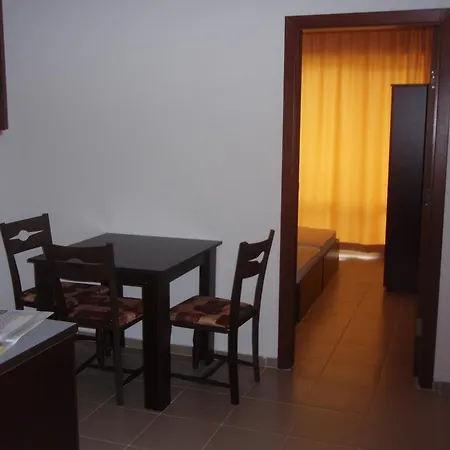 Royal Palm Lejlighedshotel 2*