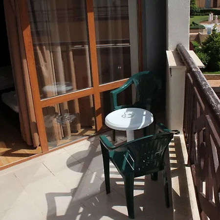 Lejlighedshotel Royal Palm 2*